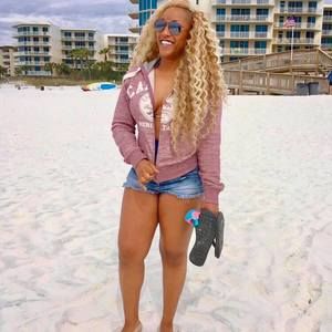 Meet your Posher, Chrystal